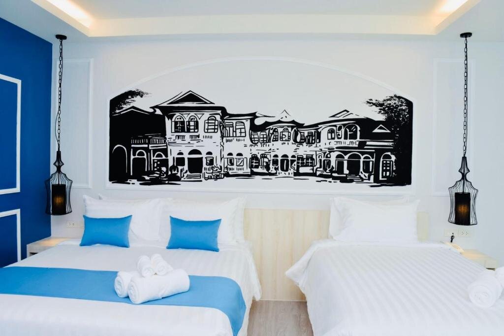 Муанг: Peranakan House