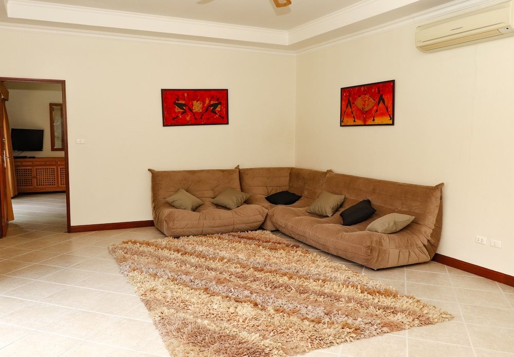 Паттайя: Luxury Private Villa with Pool Jomtien beach