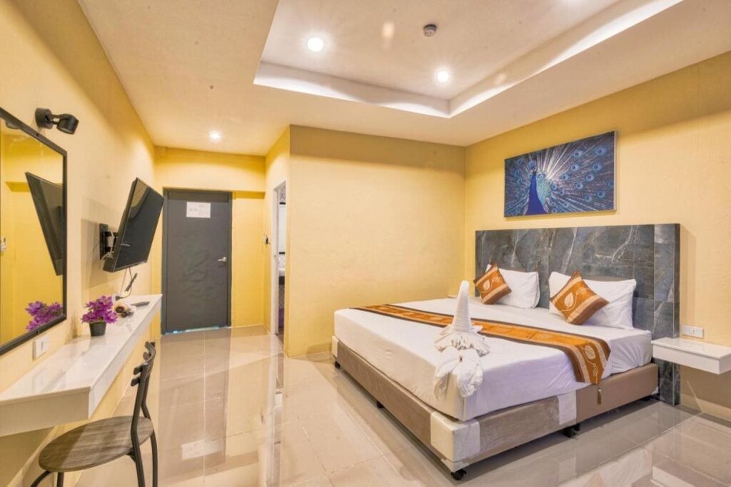 Кату: TJ Patong Hotel -