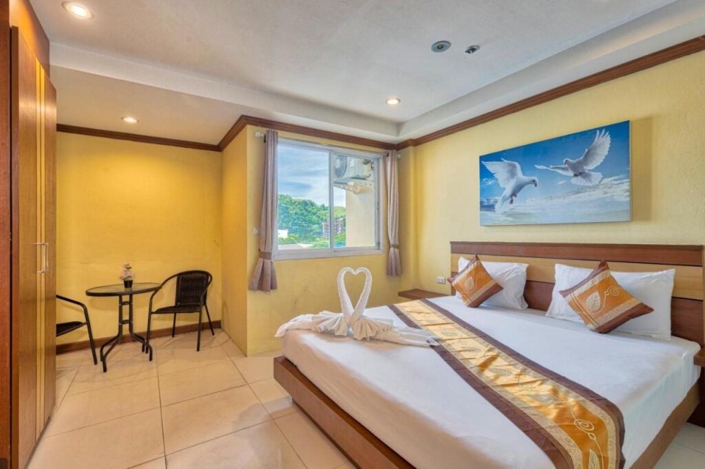 Кату: TJ Patong Hotel -