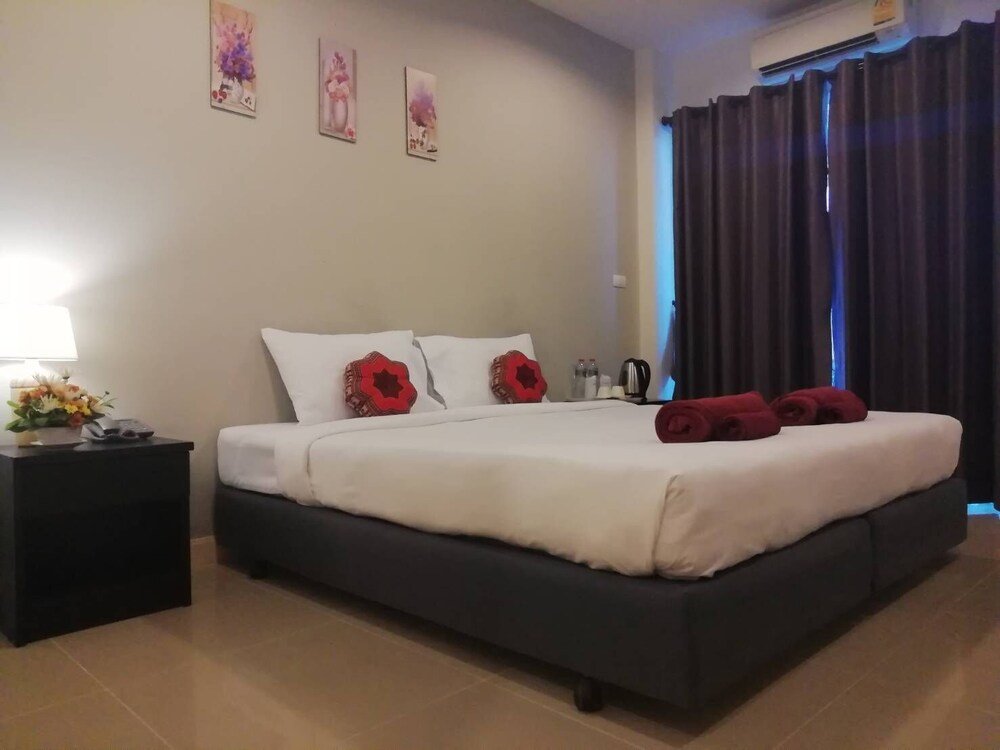 Муанг: May House Karon Beach