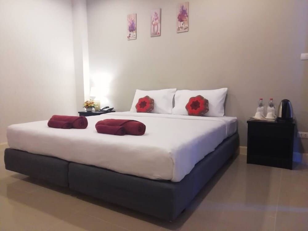 Муанг: May House Karon Beach