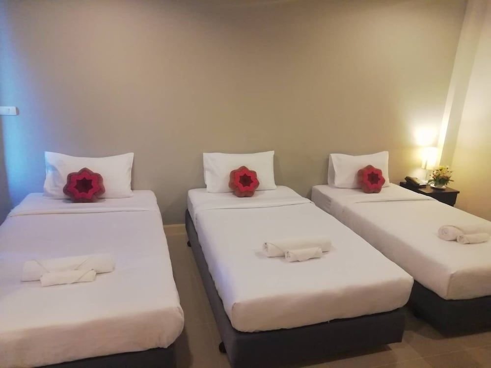 Муанг: May House Karon Beach