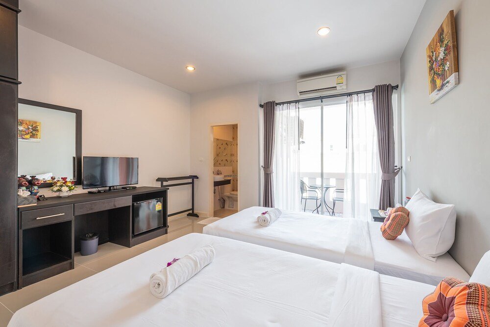Муанг: May House Karon Beach
