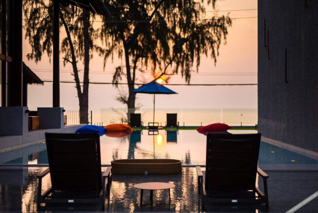 Чаам: Lullaby The Sea Hua Hin
