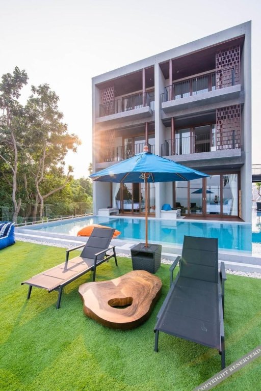Чаам: Lullaby The Sea Hua Hin