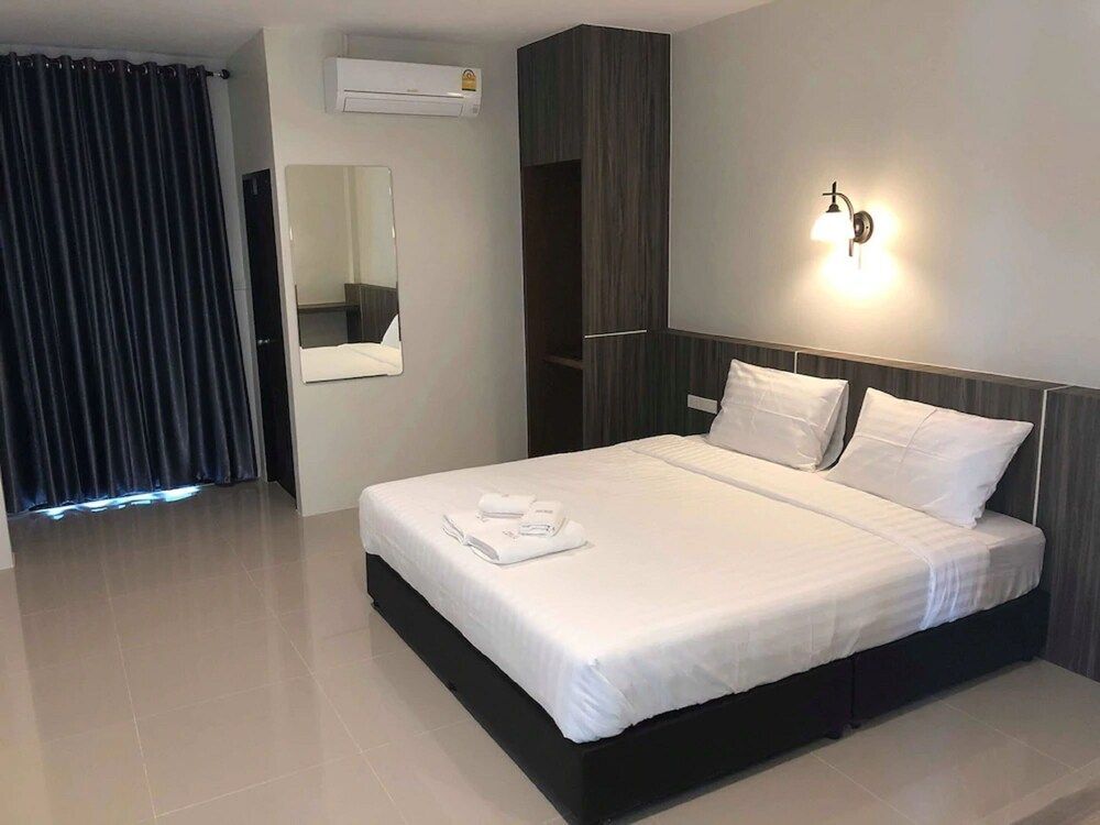 Сураттхани: The Hub Suratthani Hotel