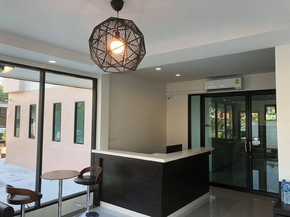 Сураттхани: The Hub Suratthani Hotel