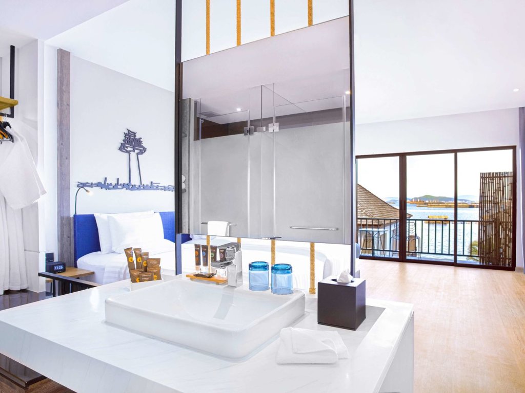 Сирача: Novotel Marina Sriracha & Koh Si Chang Hotel