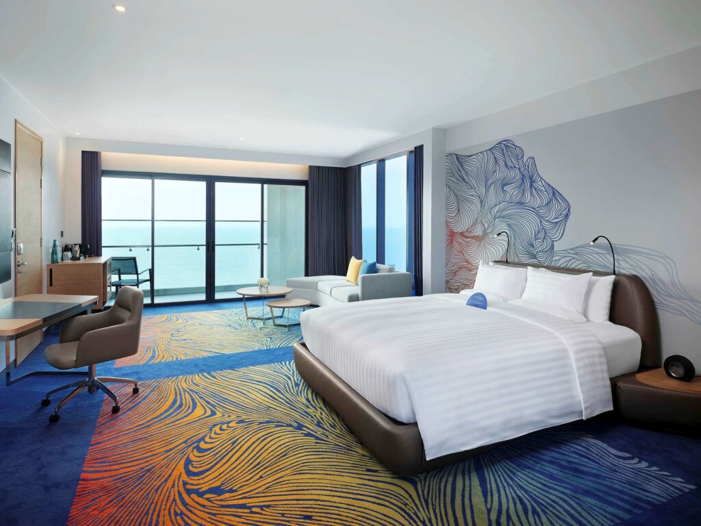 Сирача: Novotel Marina Sriracha & Koh Si Chang Hotel