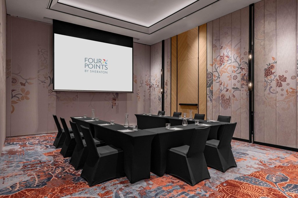 Патонг: Four Points by Sheraton Phuket Patong Beach Resort