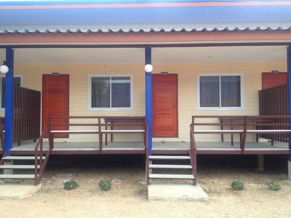 Ла-Нгу: Ban Chomlay Resort Satun