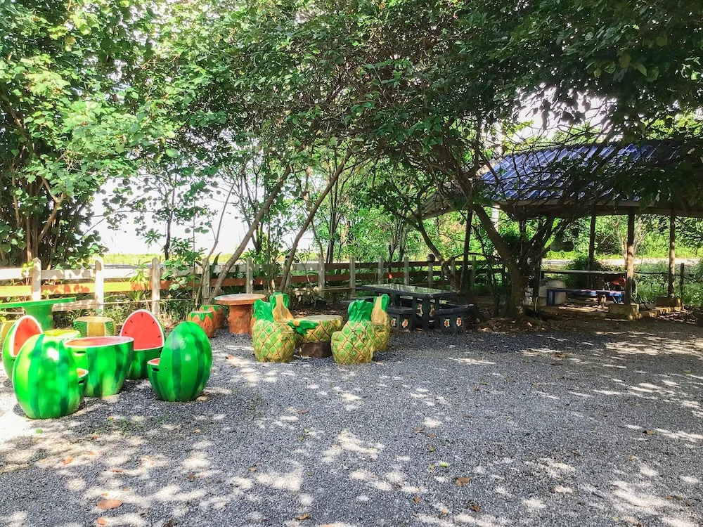 Ла-Нгу: Ban Chomlay Resort Satun