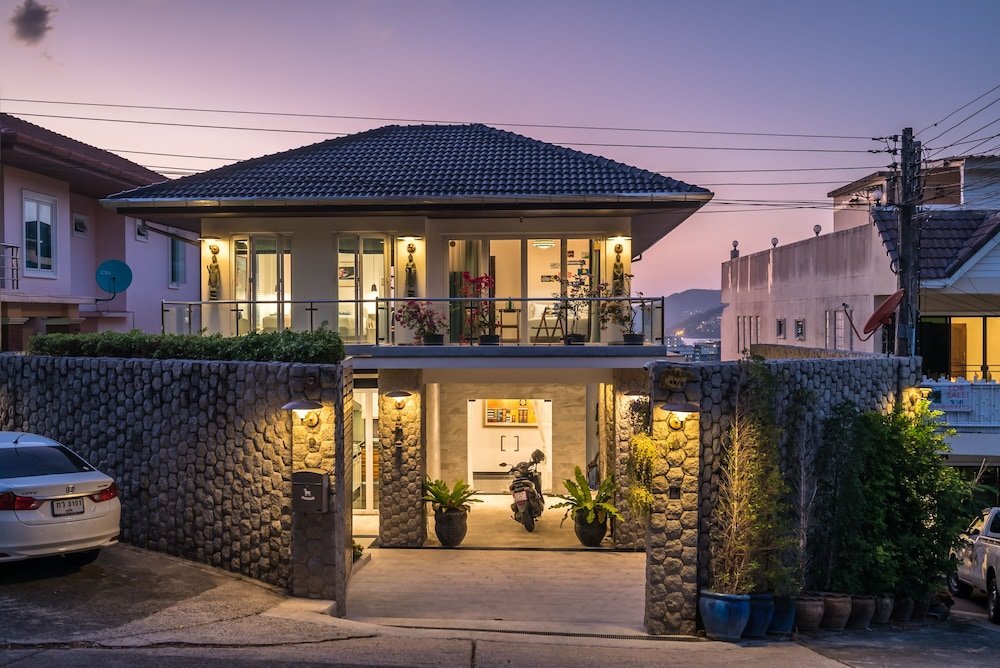 Кату: Chil Out Villa Patong