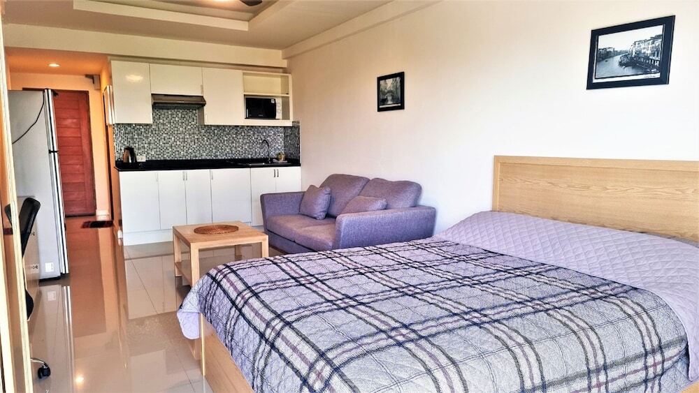 "sea View Apartment on Jomtien Beach Pattaya" — фото 3