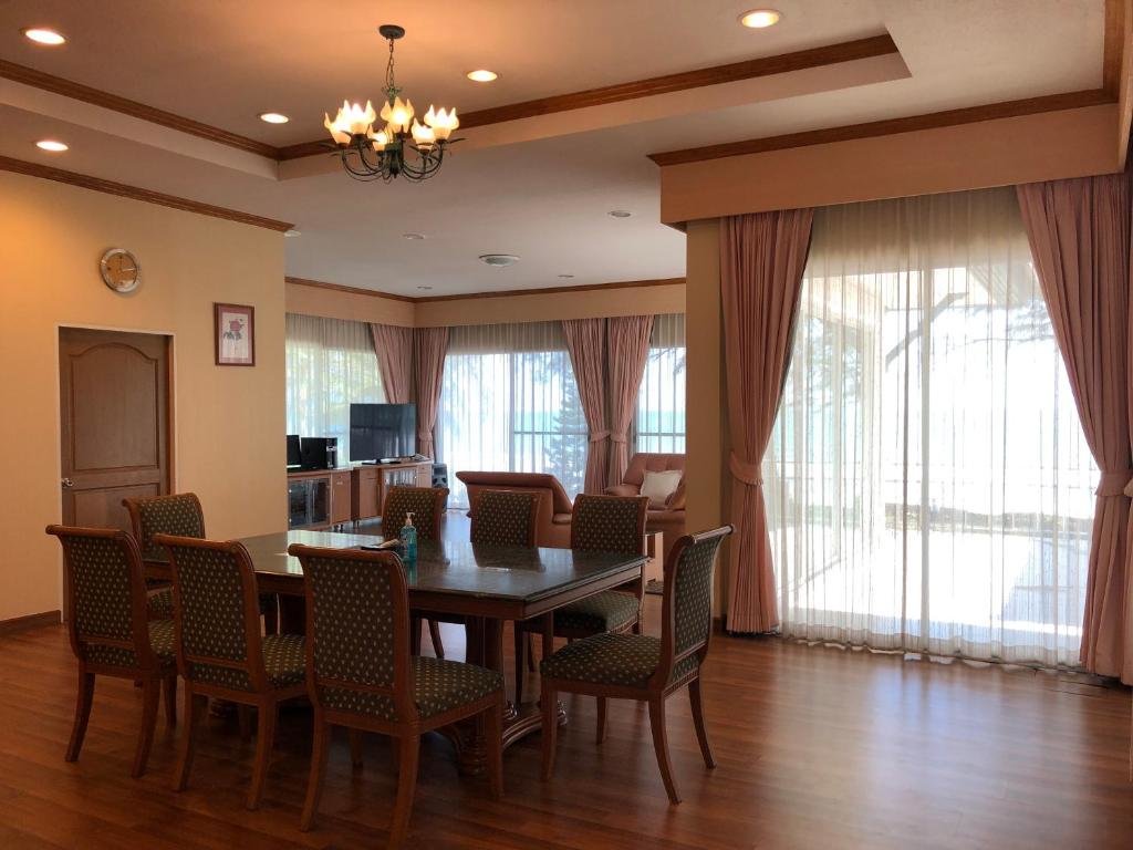 Хуахин: Seapine Beach Golf and Resort Hua Hin