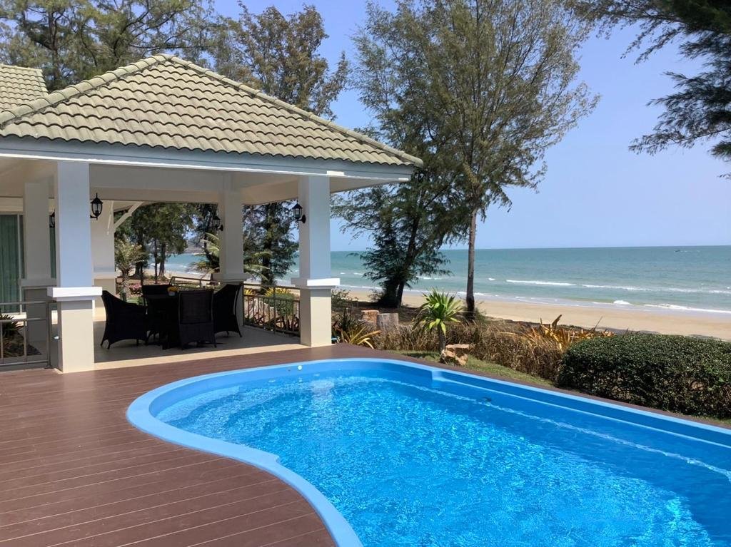 Хуахин: Seapine Beach Golf and Resort Hua Hin