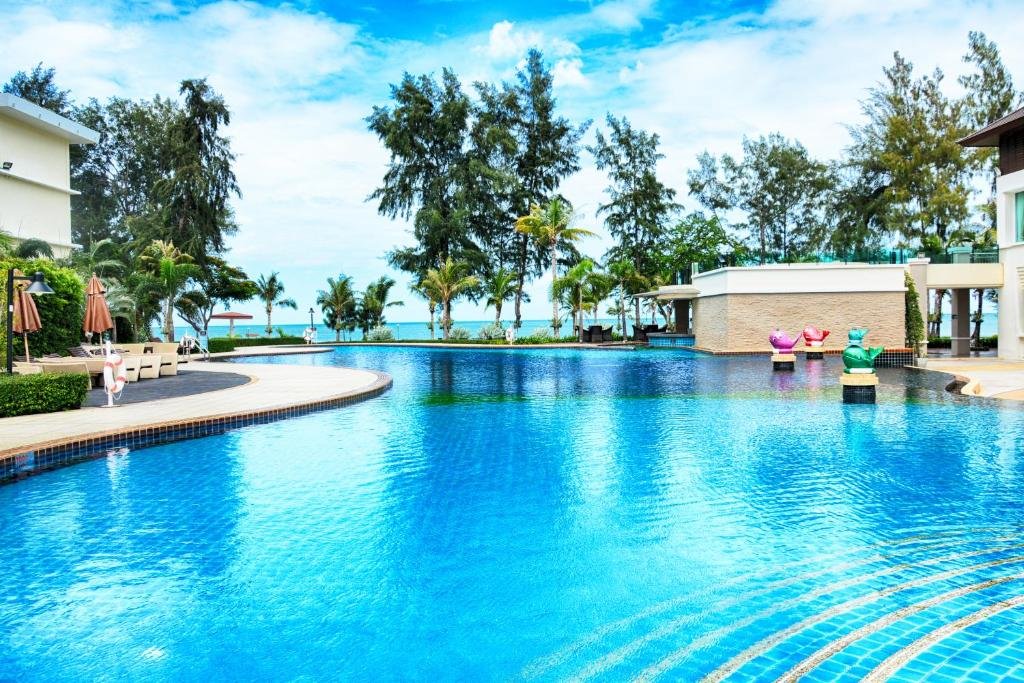 Хуахин: Seapine Beach Golf and Resort Hua Hin