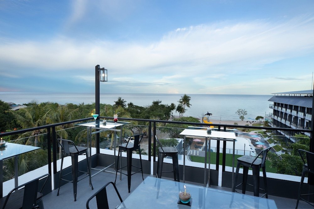 Пхетчхабури: Centara Life Cha-Am Beach Resort Hua Hin