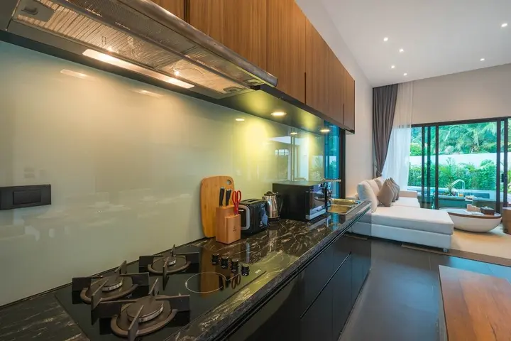 Кату: Luxurious 3 Bedroom Pool Villa CoCo