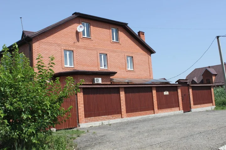Красный Пахарь: Guest House Ostrovok