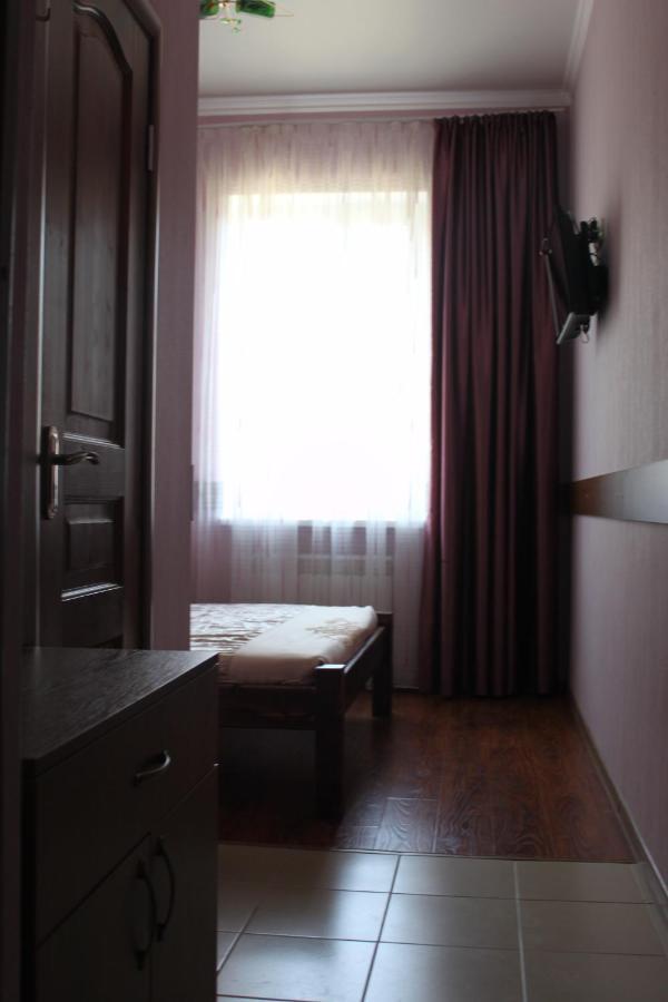 Красный Пахарь: Guest House Ostrovok