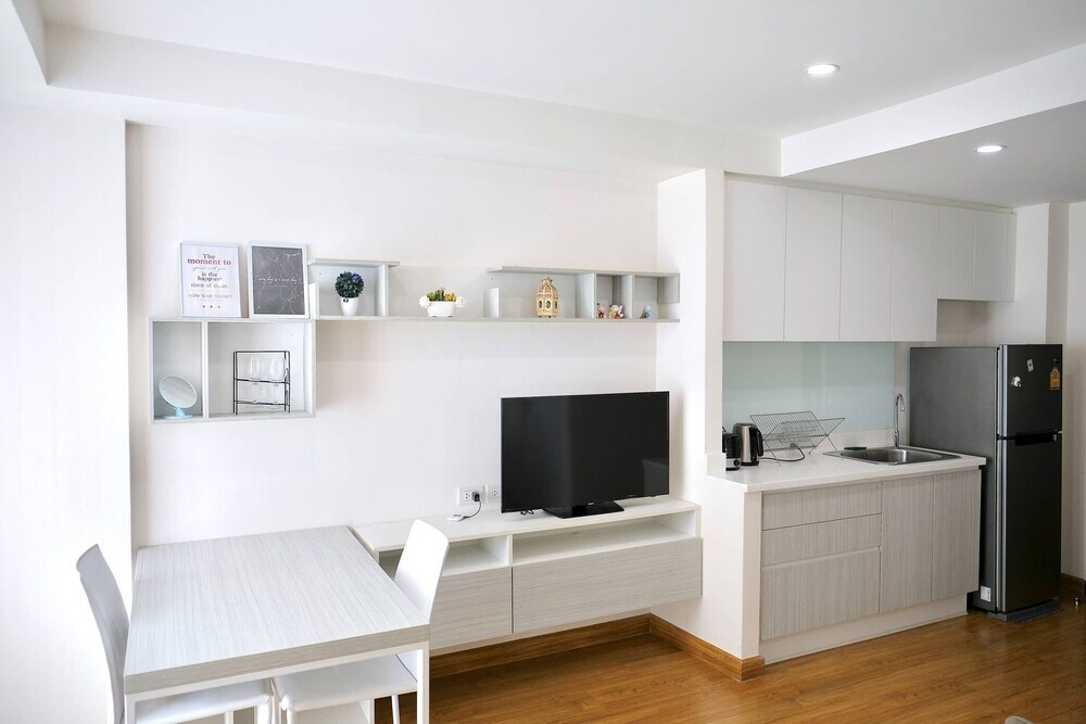 Чиангмай: Luxury Condo Nimman, Best Location, Poolsauna