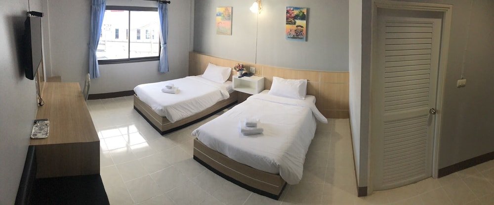 Пхаяу: Happiness garden hotel