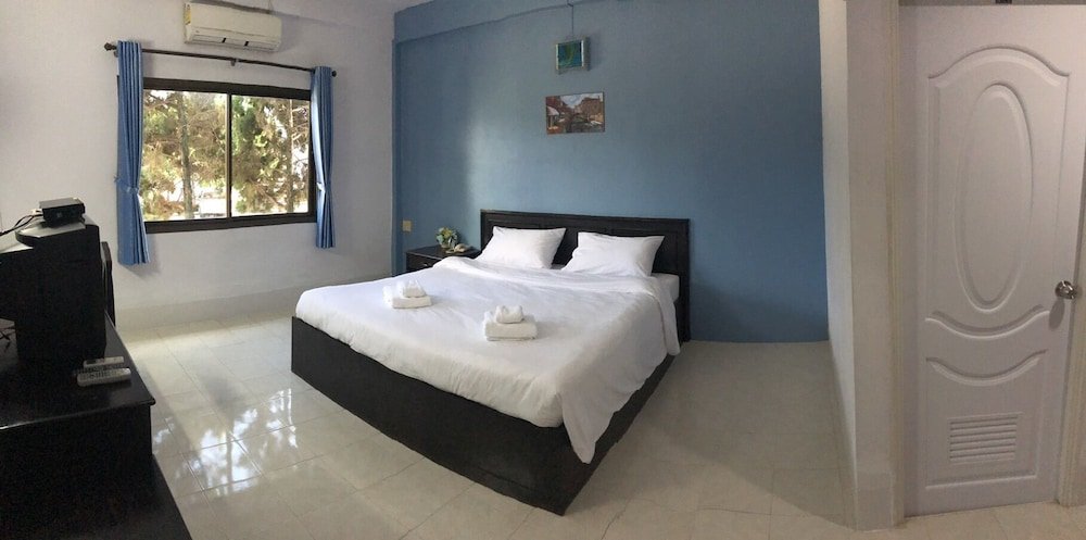 Пхаяу: Happiness garden hotel