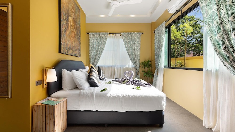 Самуи: Tropical Tranquility Three Bedroom Private Pool Villa Baan Putahracsa