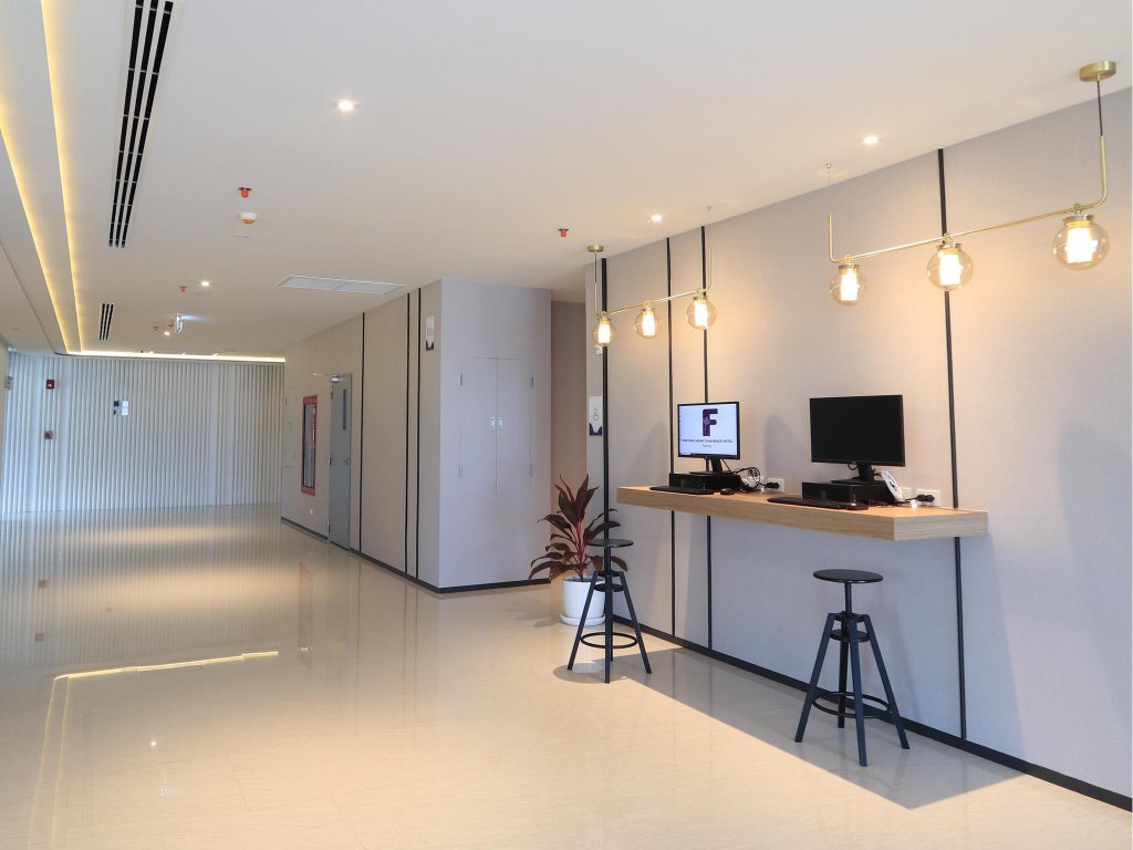 Районг: Fortune Saeng Chan Beach Hotel Rayong