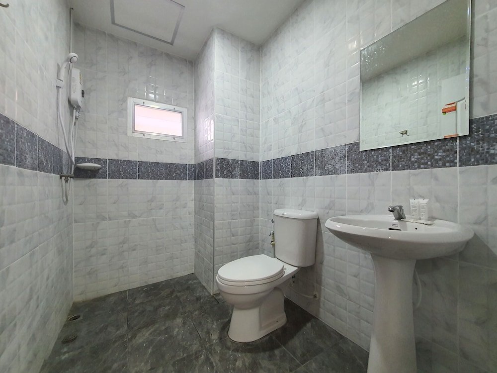 Бангкок: Oyo 75410 Awa Don Muang