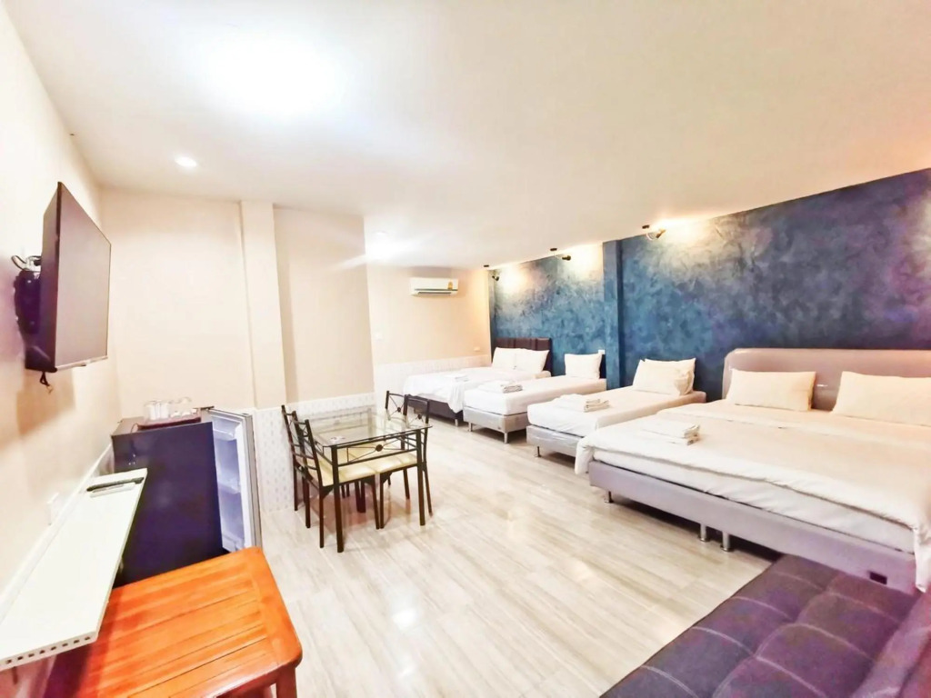 Саттахип: Pratubjai Hotel