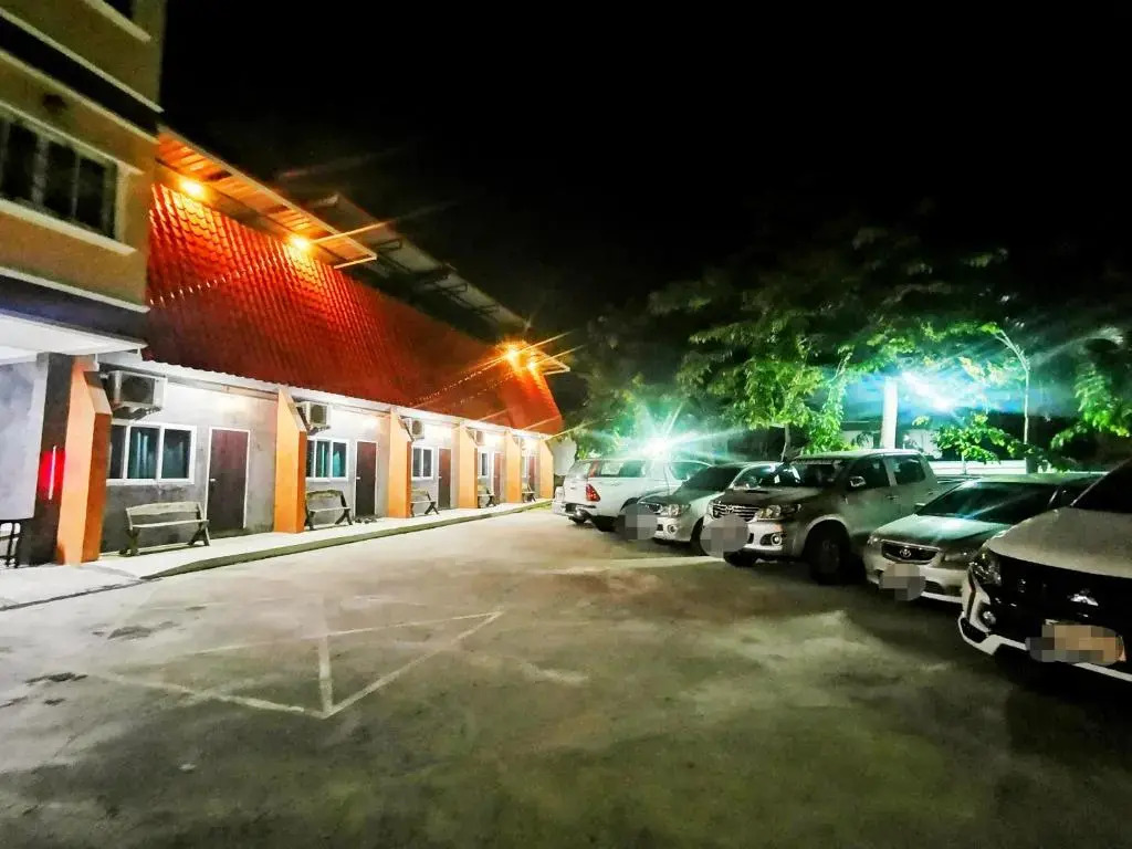 Саттахип: Pratubjai Hotel
