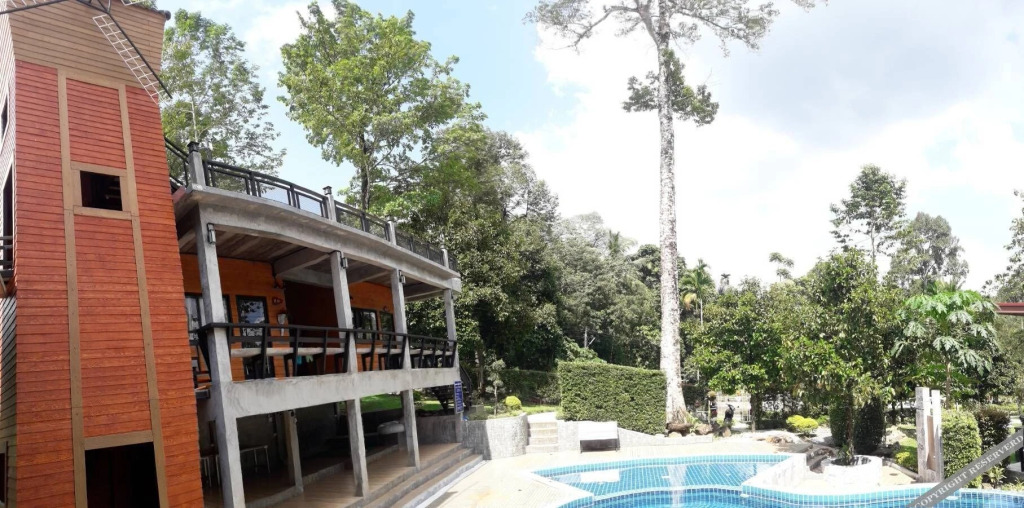 Лансака: Plainam Resort