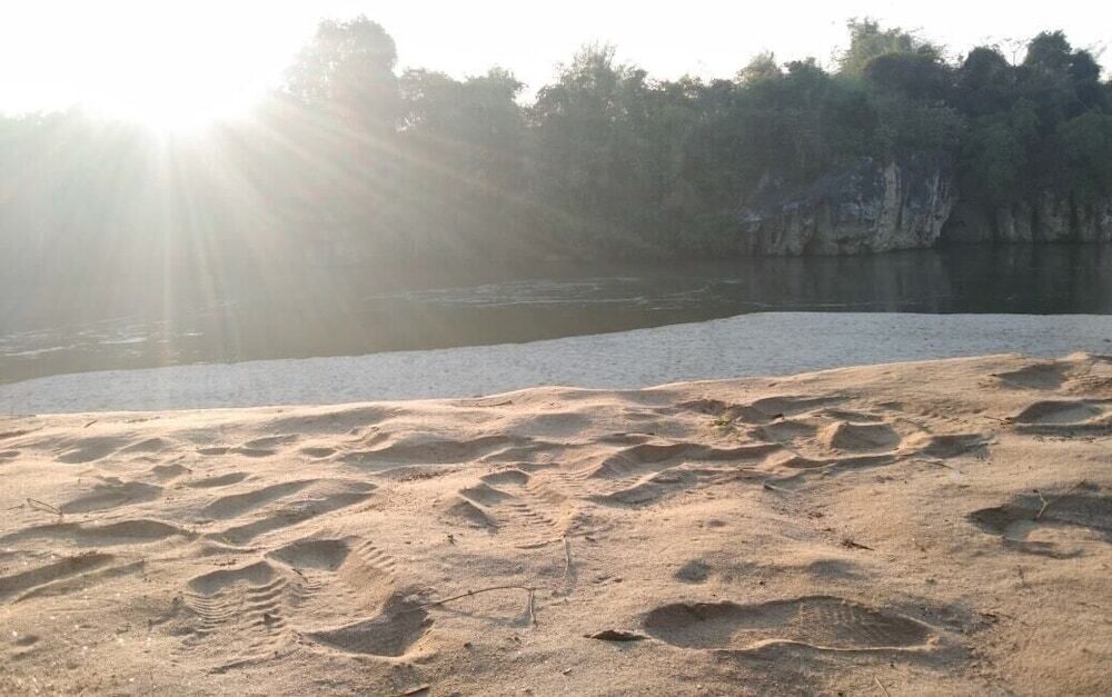 Сай Йок: Cliff & Cape Camping Resort