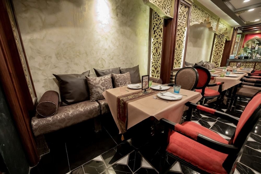 Кату: Le Maroc Hotel Patong
