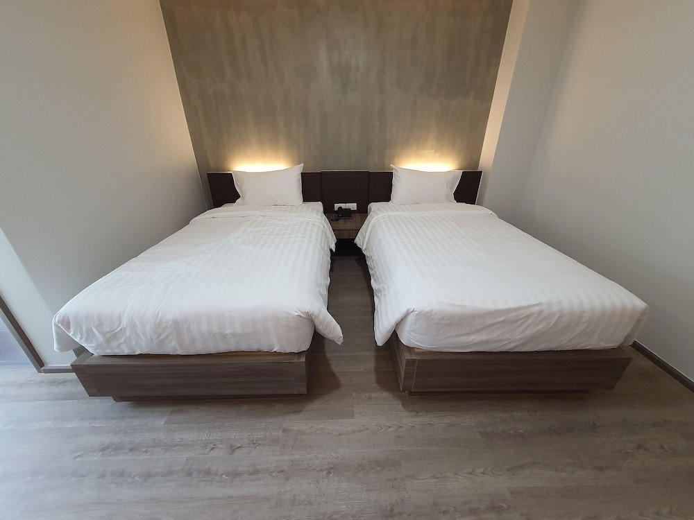 Паккрет: Double D Hotel