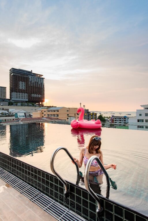 Паттайя: blackwoods Hotel Pattaya