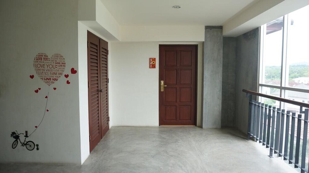 Хатъяй: Ingfah Apartment