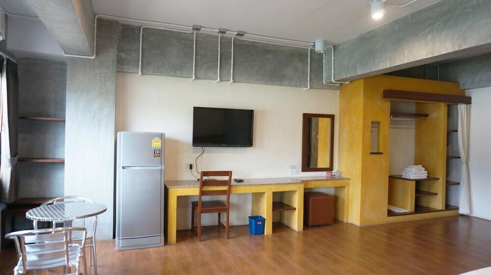 Хатъяй: Ingfah Apartment