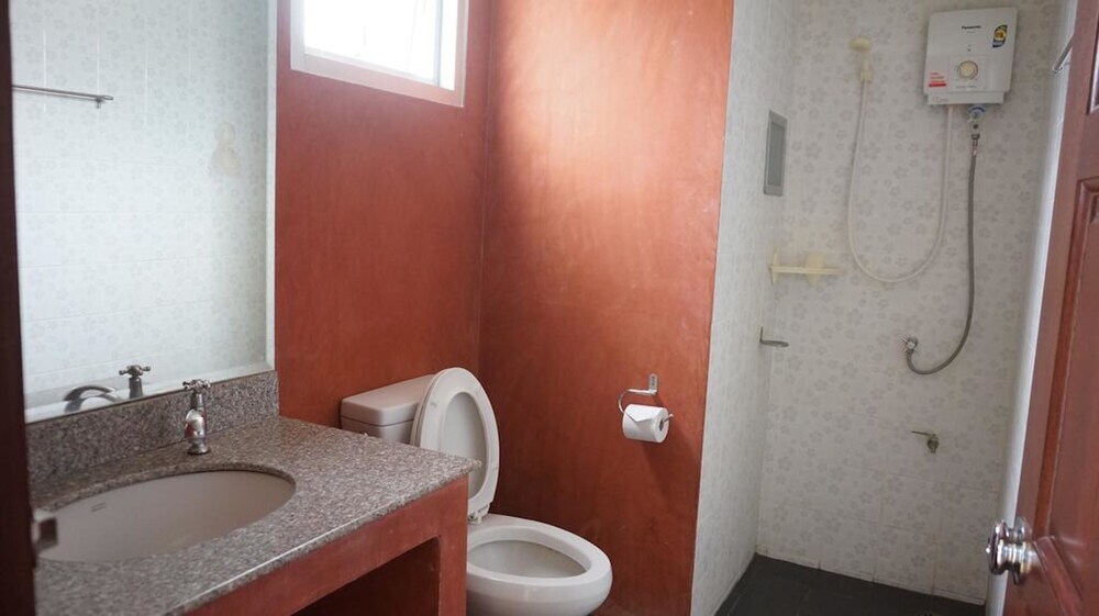 Хатъяй: Ingfah Apartment