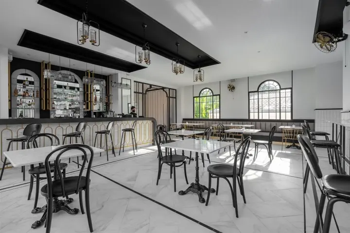 Муанг: Ratri Hotel Phuket Old Town