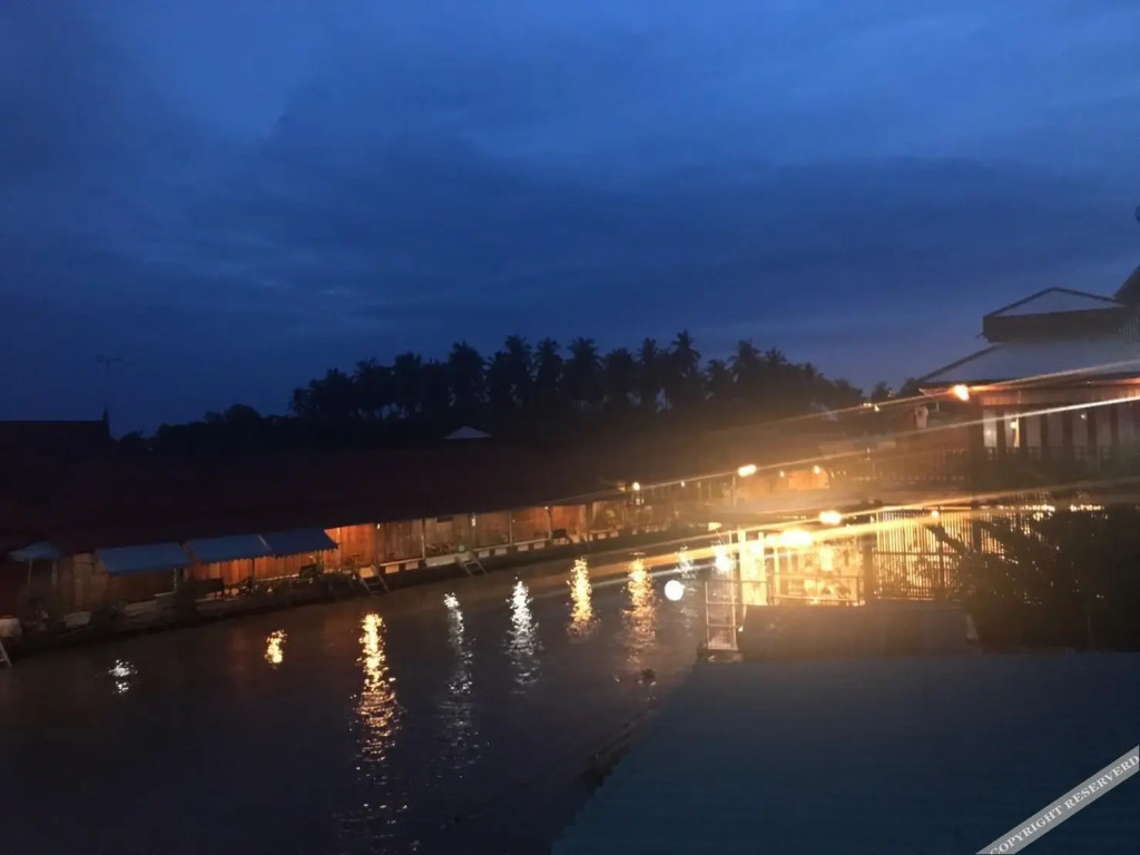 Ампхава: Baan Pitumata Amphawa