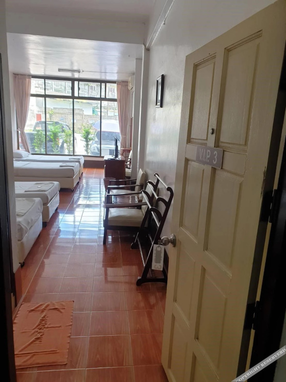 Трат: SA hotel