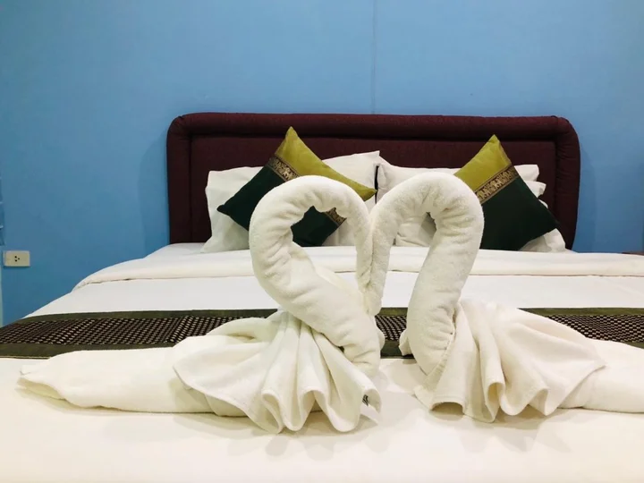 Утхай: A.K.Terrace Hotel