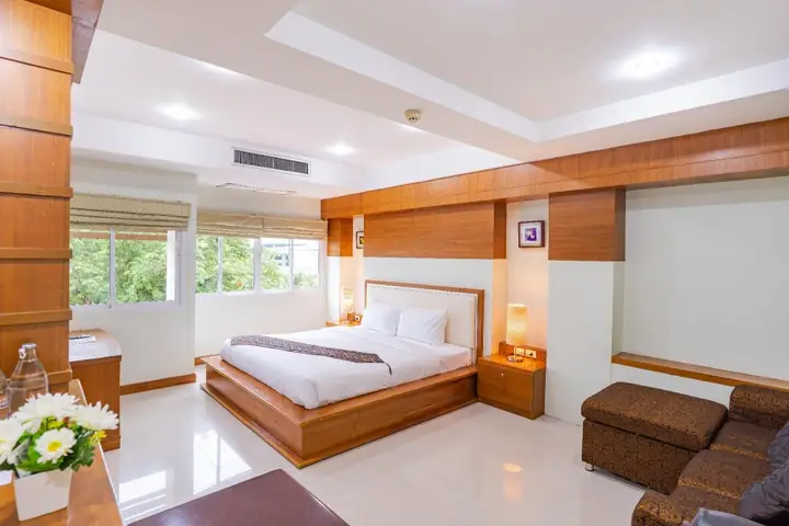 Sirin Hotel & Resident (SHA Extra Plus) — фото 2