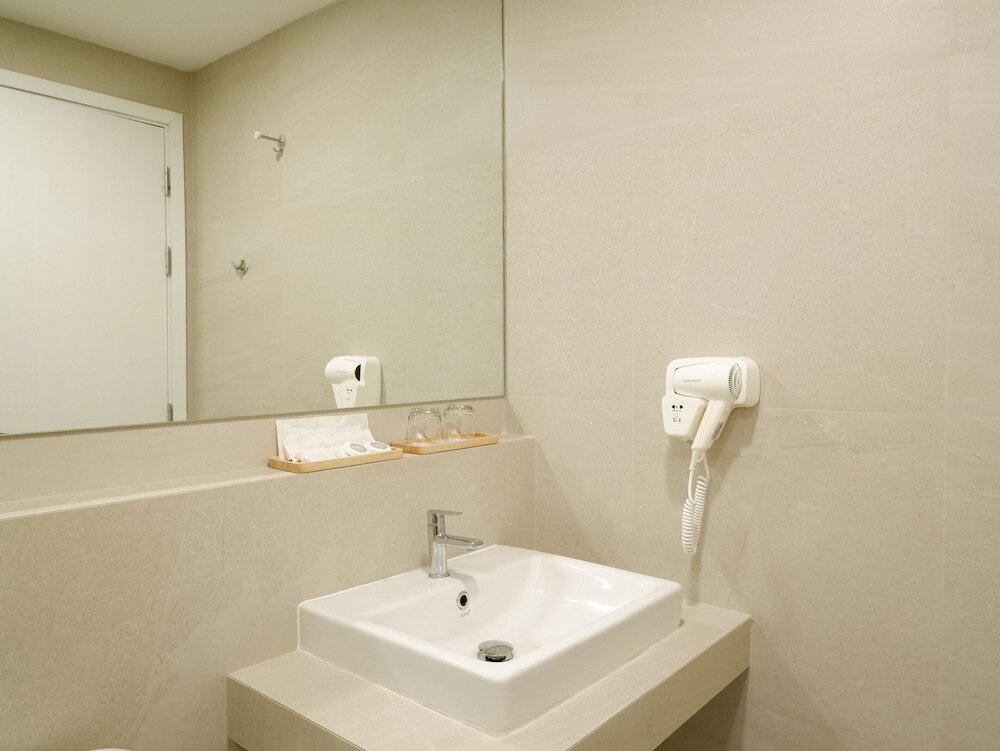 Столичный район Чантхабури: bliQ Hotel Chanthaburi