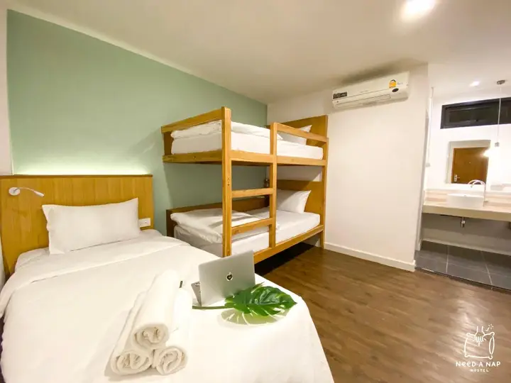 Need a Nap Hostel Phrae (SHA Extra Plus) — фото 1