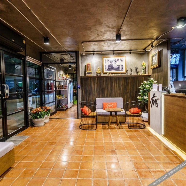Паккрет: TheM5 Residence